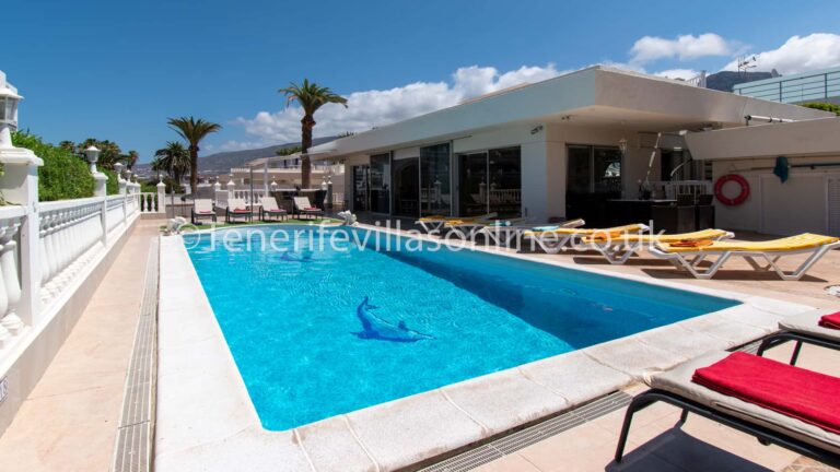 Tenerife Holiday Villas: Your Gateway to Island Bliss